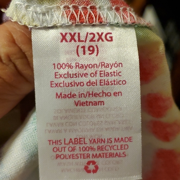 TieDye Plus Crop Top - Picture 6 of 6